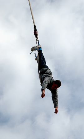 Saut à l'élastique